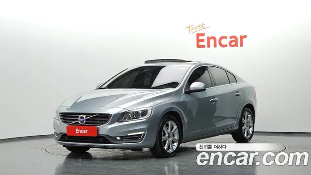 Volvo S60 2016 — photo 1