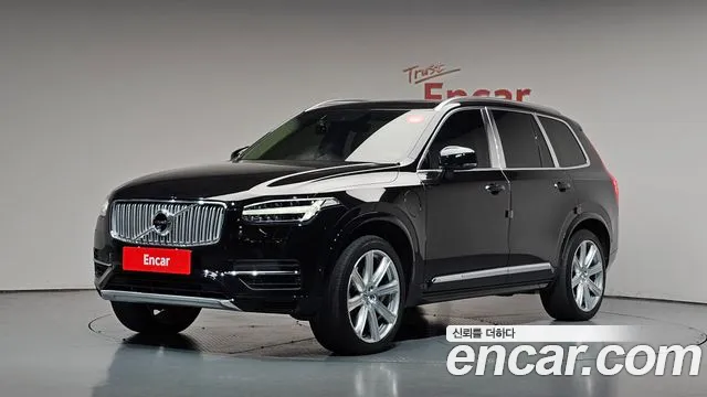 Volvo XC90 2017 — photo 1