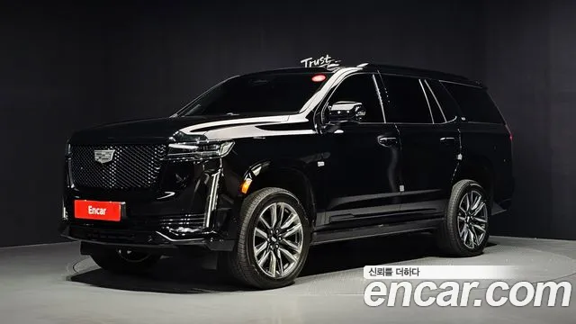 Cadillac Escalade 2022 — photo 1
