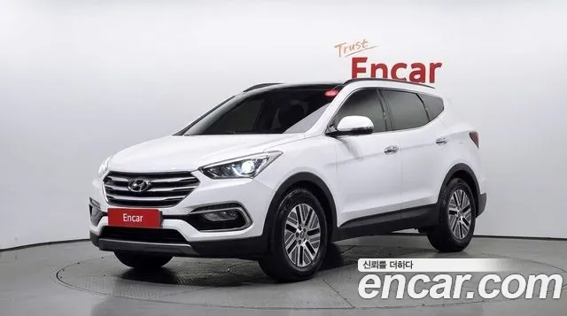 Hyundai Santafe 2017 — photo 1