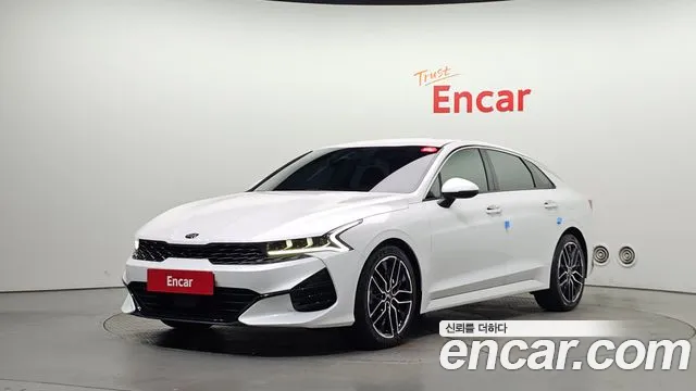 Kia K5 2021 — photo 1