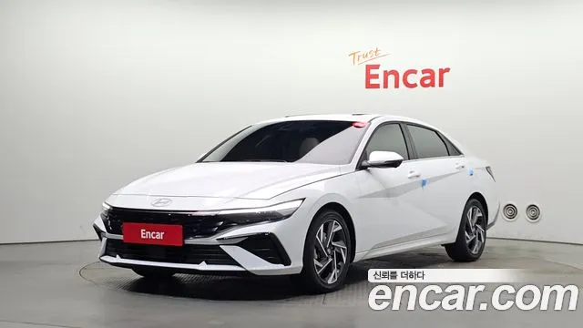 Hyundai AVANTE 2025 — photo 1