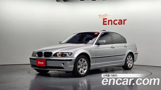 BMW 3-Series 2004 — photo 1