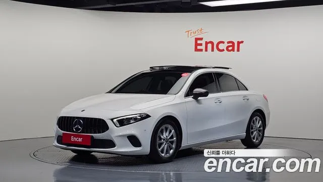 Mercedes-Benz A-Class 2020 — photo 1