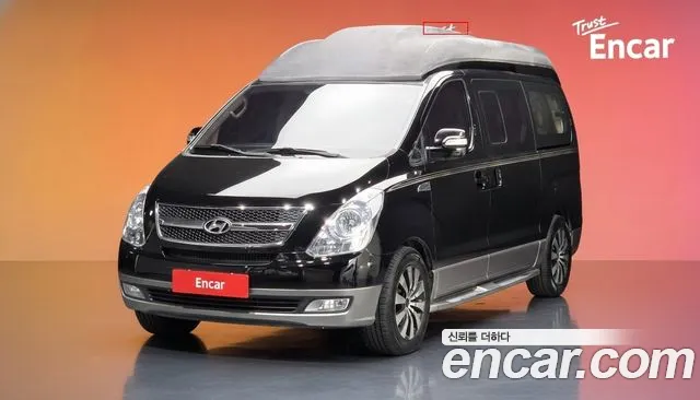 Hyundai Starex 2013 — photo 1