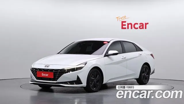 Hyundai AVANTE 2023 — photo 1