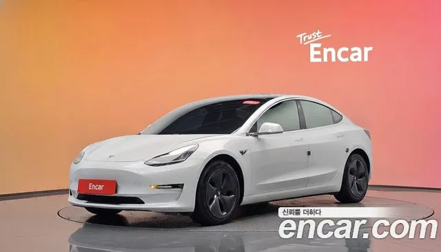 Tesla Model 3 2020 — photo 1