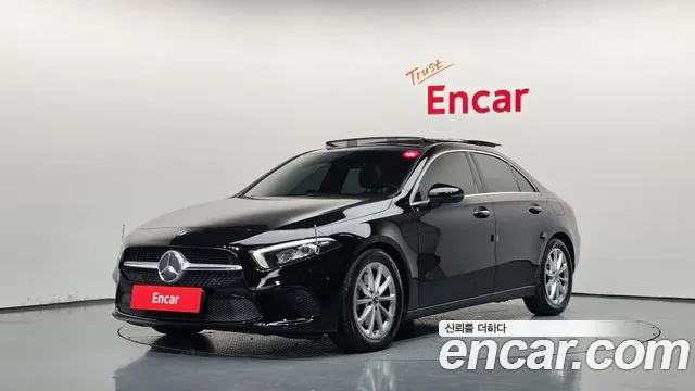 Mercedes-Benz A-Class 2020 — photo 1