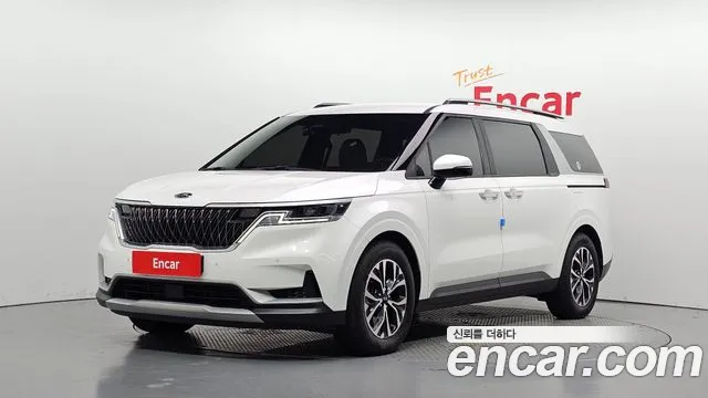 Kia Canival 2021 — photo 1