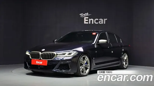 BMW 5-Series 2022 — photo 1