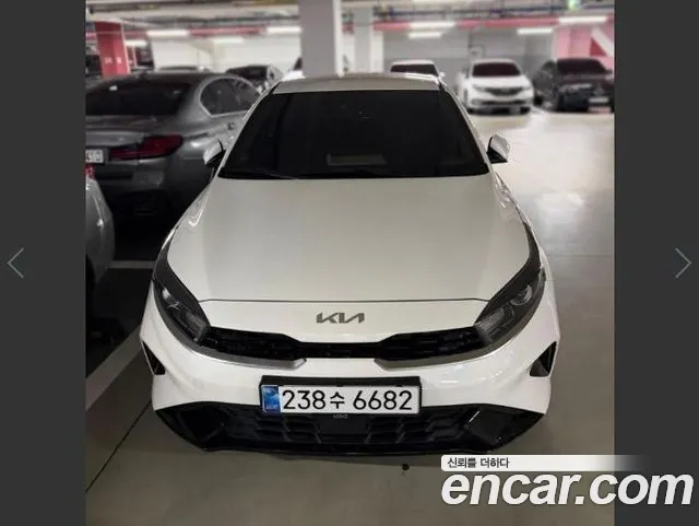 Kia K3 2024 — photo 1