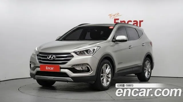 Hyundai Santafe 2016 — photo 1