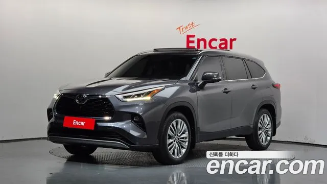 Toyota Highlander 2025 — photo 1