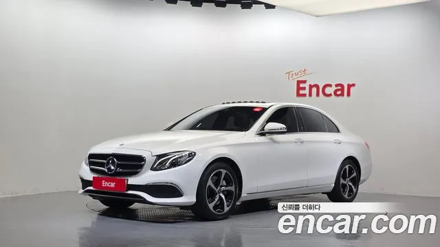 Mercedes-Benz E-Class 2020 — photo 1