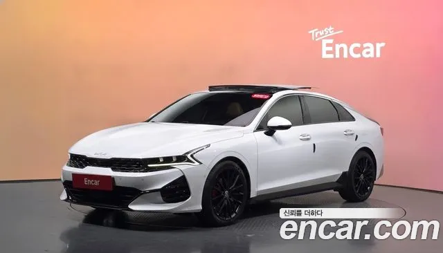 Kia K5 2021 — photo 1