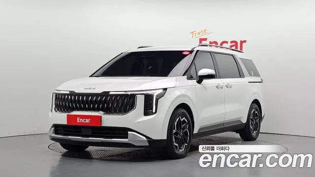 Kia Canival 2025 — photo 1