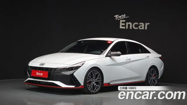 Hyundai AVANTE 2023 — photo 1