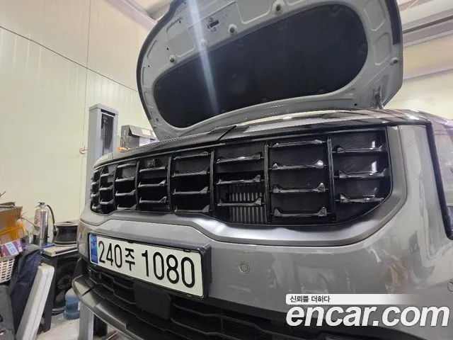 Kia Canival 2025 — photo 1