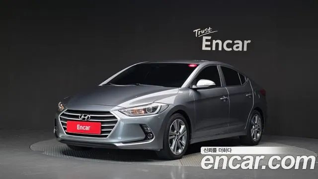 Hyundai AVANTE 2018 — photo 1