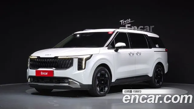 Kia Canival 2025 — photo 1