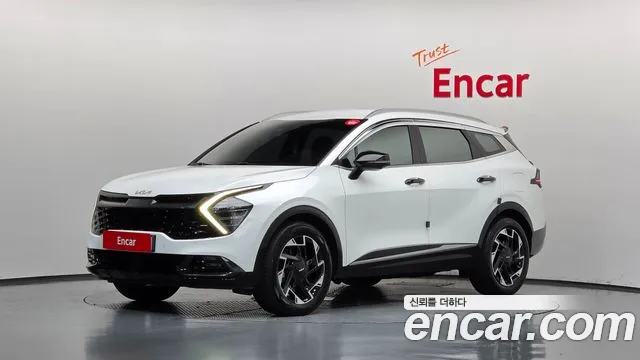 Kia Sportage 2023 — photo 1