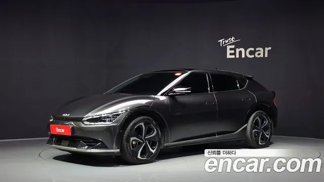 Kia EV6 2022 — photo 1