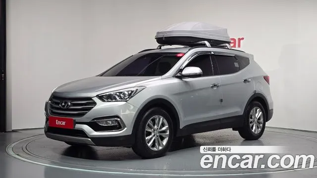 Hyundai Santafe 2016 — photo 1
