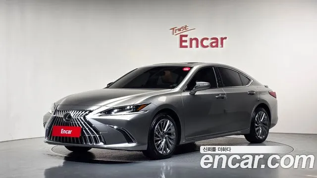 Lexus ES 2026 — photo 1