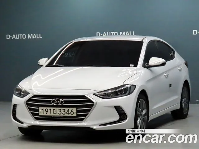 Hyundai AVANTE 2018 — photo 1