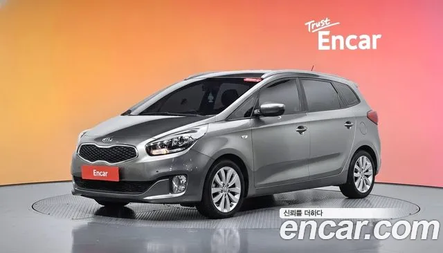 Kia Carens 2016 — photo 1