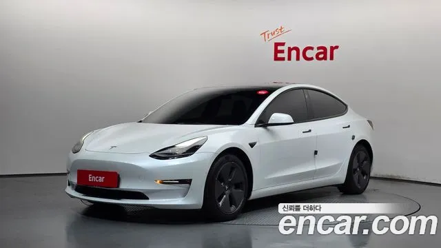 Tesla Model 3 2022 — photo 1