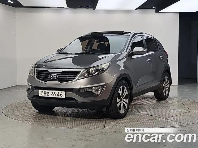Kia Sportage 2011 — photo 1