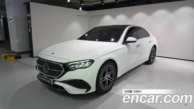 Mercedes-Benz E-Class 2026 — photo 1