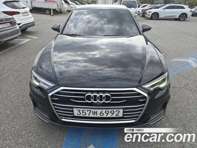 Audi A6 2021 — photo 1