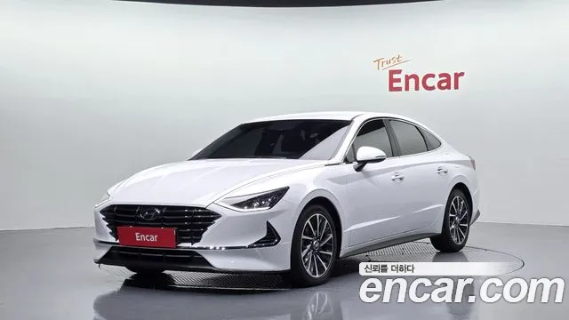 Hyundai Sonata 2021 — photo 1