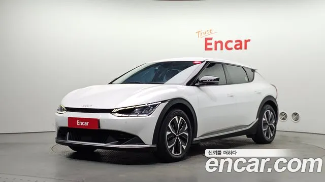 Kia EV6 2023 — photo 1
