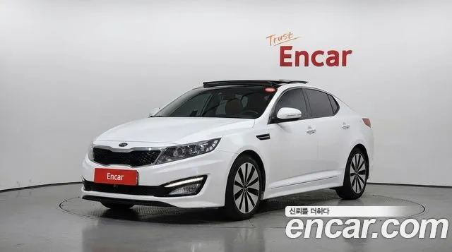 Kia K5 2011 — photo 1