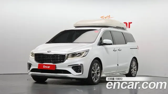 Kia Canival 2019 — photo 1