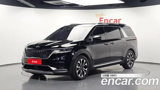 Kia Canival 2021 — photo 1
