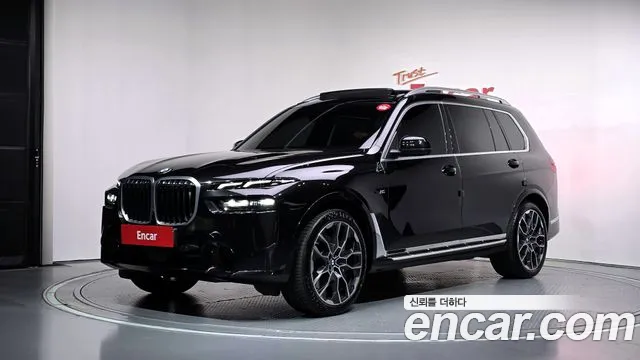 BMW X7 2024 — photo 1