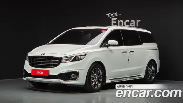 Kia Canival 2016 — photo 1