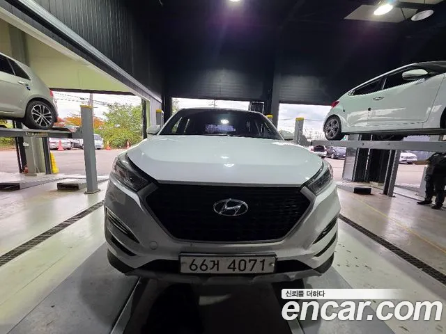 Hyundai Tucson 2017 — photo 1