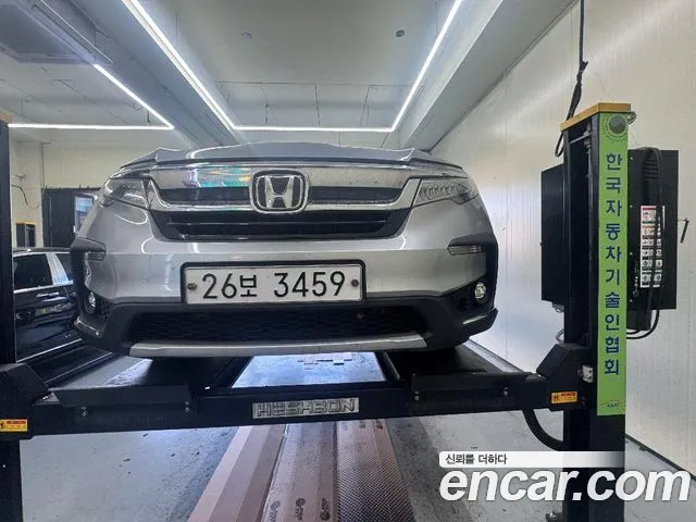 Honda Pilot 2019 — photo 1