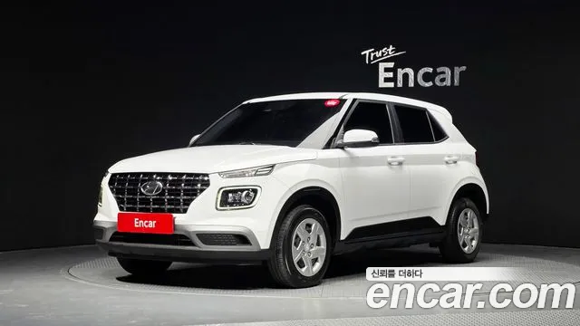 Hyundai Venue 2021 — photo 1