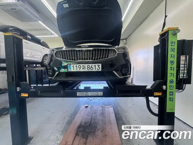 Kia K7 2017 — photo 1
