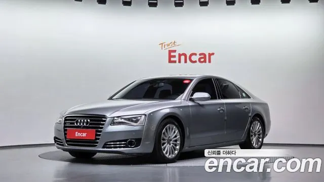 Audi A8 2013 — photo 1