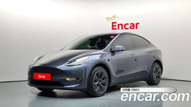 Tesla Model Y 2022 — photo 1