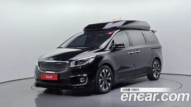 Kia Canival 2018 — photo 1
