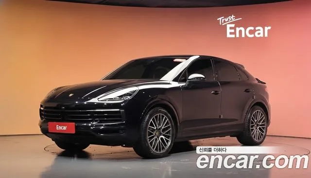 Porsche Cayenne 2021 — photo 1