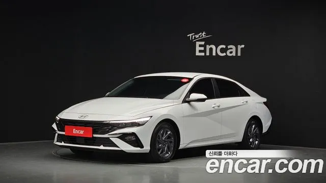 Hyundai AVANTE 2024 — photo 1